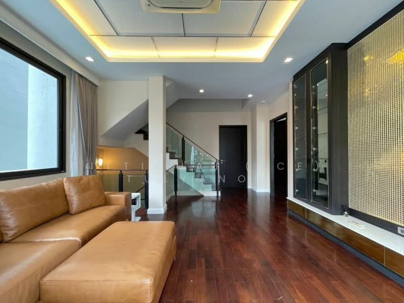 Soul Ladprao–Sena, Bangkok, Soi Latphrao Wanghin 60, Lat Phrao, Lat Phrao, Bangkok, 5 Bedrooms, 389 sqm, Single Detached House For Rent, by Sittichai (Ice) Tulyanon, 60253970 - DDproperty.com