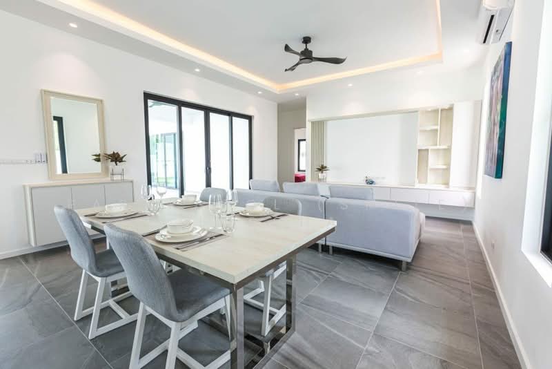 Highland Villas 3, Prachuap Khiri Khan, Hin Lek Fai, Hua Hin, Prachuap Khiri Khan, 4 Bedrooms, 210 sqm, Villa For Sale, by Parkkapol (Smile) Luecha, 60253987 - DDproperty.com