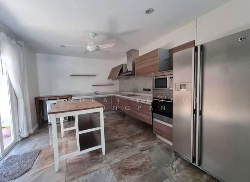 European Home Place, Chon Buri (Pattaya), Nong Pru, Bang Lamung (Pattaya), Chon Buri (Pattaya), 4 Bedrooms, 300 sqm, Villa For Rent, by Panupan (Bond) Thongpan, 60254032 - DDproperty.com