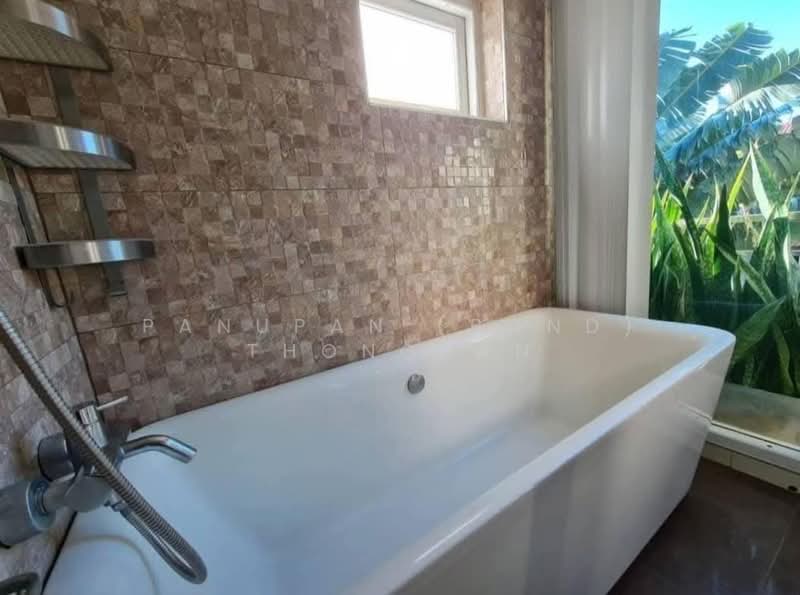European Home Place, Chon Buri (Pattaya), Nong Pru, Bang Lamung (Pattaya), Chon Buri (Pattaya), 4 Bedrooms, 300 sqm, Villa For Rent, by Panupan (Bond) Thongpan, 60254032 - DDproperty.com