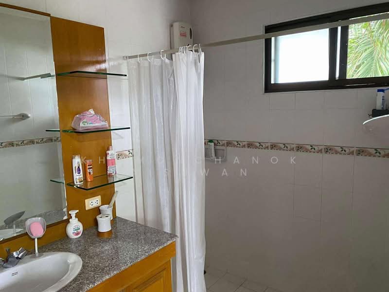 Baan Nai Fan 4, Chiang Mai, 191 Chiang Mai-San Kamphaeng-Onluai Road (New Line), Sae Chang, San Kamphaeng, Chiang Mai, 3 Bedrooms, 200 sqm, Villa For Rent, by Khamonchanok Aisuwan, 60254073 - DDproperty.com