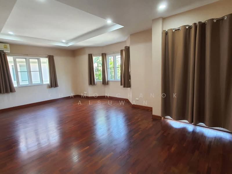 Laddarom Elegance Payap, Chiang Mai, Nong Pa Krang, Muang Chiang Mai, Chiang Mai, 3 Bedrooms, 240 sqm, Single Detached House For Sale, by Khamonchanok Aisuwan, 60254094 - DDproperty.com