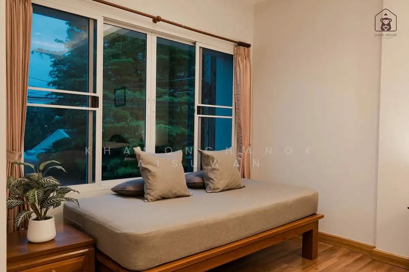 Townhouse for Rent in Suthep Area, Chiang Mai, Su Thep, Muang Chiang Mai, Chiang Mai, 3 Bedrooms, 140 sqm, Townhouse For Rent, by Khamonchanok Aisuwan, 60254105 - DDproperty.com