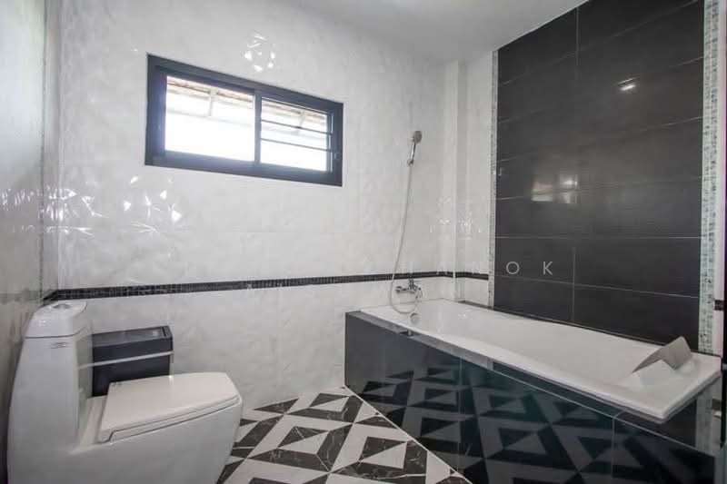 Lanna Montra, Chiang Mai, Nong Kwai, Hang Dong, Chiang Mai, 3 Bedrooms, 242 sqm, Single Detached House For Rent, by Khamonchanok Aisuwan, 60254245 - DDproperty.com