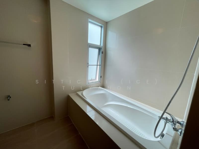 Y.O. Place, Bangkok, 223 Soi Sai Nam Thip 2, Khlong Toei, Khlong Toei, Bangkok, 2 Bedrooms, 93 sqm, Condo For Rent, by Sittichai (Ice) Tulyanon, 60254246 - DDproperty.com
