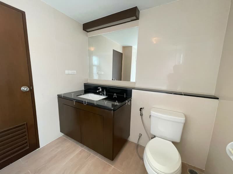 Y.O. Place, Bangkok, 223 Soi Sai Nam Thip 2, Khlong Toei, Khlong Toei, Bangkok, 2 Bedrooms, 93 sqm, Condo For Rent, by Sittichai (Ice) Tulyanon, 60254246 - DDproperty.com