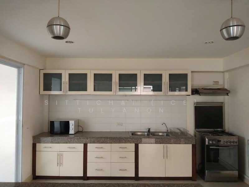 House at Sukhumvit 61 (Ekamai 22), กรุงเทพ, คลองตันเหนือ, วัฒนา, กรุงเทพ, 160 ตร.ม., บ้านเดี่ยว ให้เช่า, โดย Sittichai (Ice) Tulyanon, 60254270 - DDproperty.com