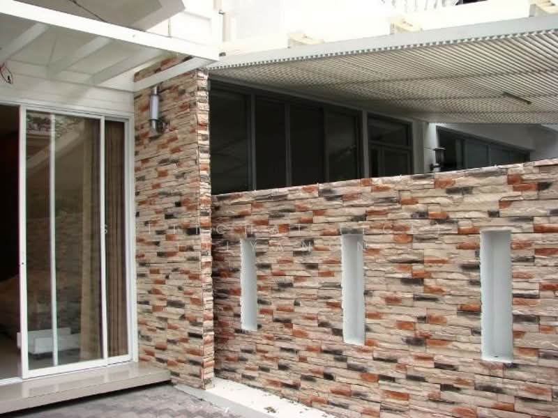 Prompak Gardens Condominium, Bangkok, Sukhumvit, Khlongtoei Nua, Watthana, Bangkok, 3 Bedrooms, 320 sqm, Condo For Rent, by Sittichai (Ice) Tulyanon, 60254312 - DDproperty.com