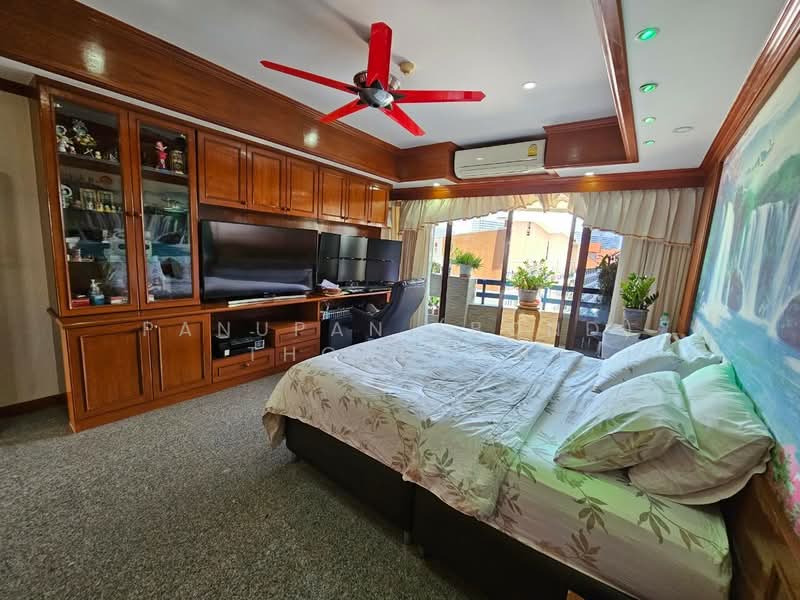 Jomtien Plaza Condotel, Chon Buri (Pattaya), 406 261 Village No. 12, Nong Pru, Bang Lamung (Pattaya), Chon Buri (Pattaya), 2 Bedrooms, 161 sqm, Condo For Sale, by Panupan (Bond) Thongpan, 60254415 - DDproperty.com
