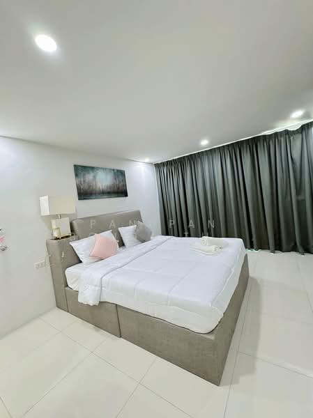 Club Royal, Chon Buri (Pattaya), 381 Soi Na Kluea 12, Na Kloe, Bang Lamung (Pattaya), Chon Buri (Pattaya), 3 Bedrooms, 116 sqm, Condo For Sale, by Panupan (Bond) Thongpan, 60254417 - DDproperty.com