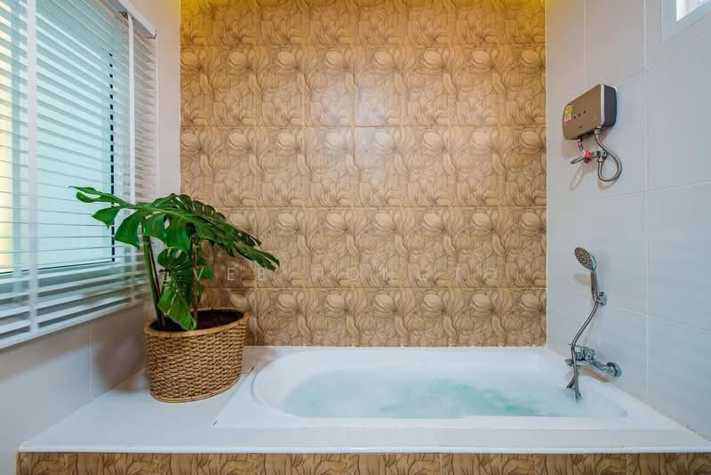 Pool Villa for Rent in Thap Tai Hua Hin, Prachuap Khiri Khan, Thap Tai, Hua Hin, Prachuap Khiri Khan, 4 Bedrooms, 200 sqm, Villa For Rent, by Parkkapol (Smile) Luecha, 60254507 - DDproperty.com