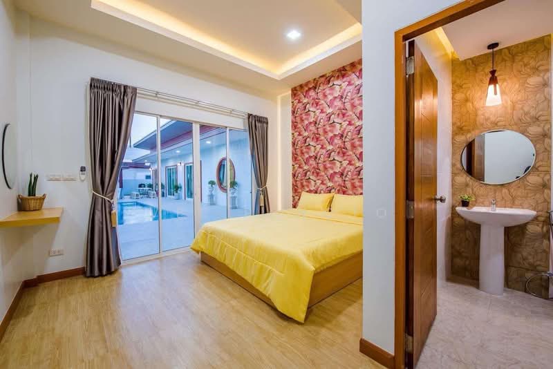 Pool Villa for Rent in Thap Tai Hua Hin, Prachuap Khiri Khan, Thap Tai, Hua Hin, Prachuap Khiri Khan, 4 Bedrooms, 200 sqm, Villa For Rent, by Parkkapol (Smile) Luecha, 60254507 - DDproperty.com