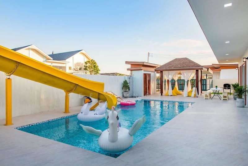 Pool Villa for Rent in Thap Tai Hua Hin, Prachuap Khiri Khan, Thap Tai, Hua Hin, Prachuap Khiri Khan, 4 Bedrooms, 200 sqm, Villa For Rent, by Parkkapol (Smile) Luecha, 60254507 - DDproperty.com