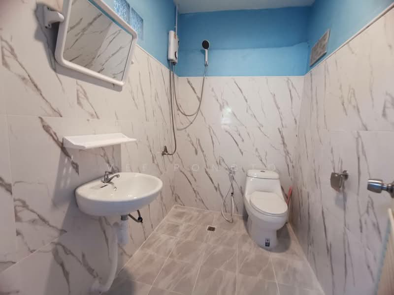 House for Sale and Rent Close to Klai Kangwon Palace, Prachuap Khiri Khan, Hua Hin, Hua Hin, Prachuap Khiri Khan, 5 Bedrooms, 200 sqm, Single Detached House For Rent, by Parkkapol (Smile) Luecha, 60254600 - DDproperty.com