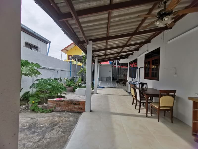 House for Sale and Rent Close to Klai Kangwon Palace, Prachuap Khiri Khan, Hua Hin, Hua Hin, Prachuap Khiri Khan, 5 Bedrooms, 200 sqm, Single Detached House For Rent, by Parkkapol (Smile) Luecha, 60254600 - DDproperty.com