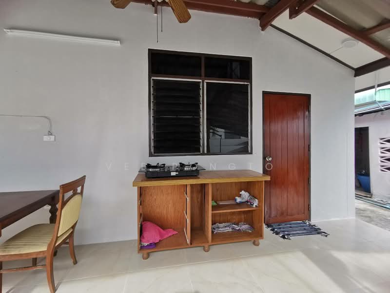 House for Sale and Rent Close to Klai Kangwon Palace, Prachuap Khiri Khan, Hua Hin, Hua Hin, Prachuap Khiri Khan, 5 Bedrooms, 200 sqm, Single Detached House For Rent, by Parkkapol (Smile) Luecha, 60254600 - DDproperty.com