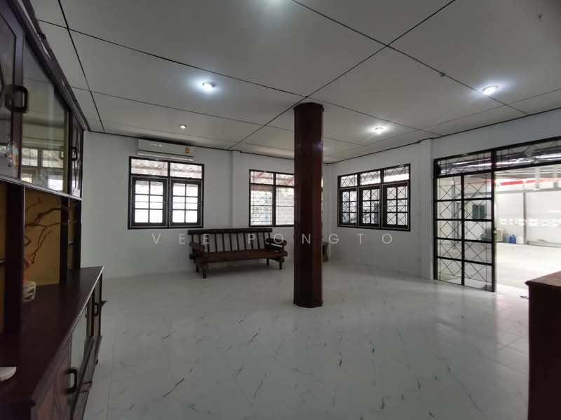 House for Sale and Rent Close to Klai Kangwon Palace, Prachuap Khiri Khan, Hua Hin, Hua Hin, Prachuap Khiri Khan, 5 Bedrooms, 200 sqm, Single Detached House For Rent, by Parkkapol (Smile) Luecha, 60254600 - DDproperty.com