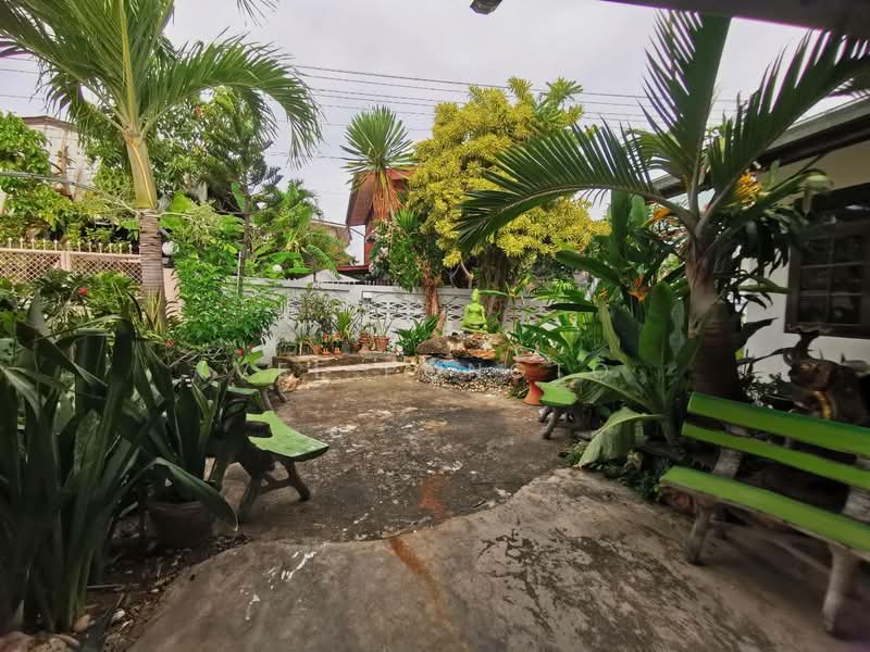 House for Sale and Rent Close to Klai Kangwon Palace, Prachuap Khiri Khan, Hua Hin, Hua Hin, Prachuap Khiri Khan, 5 Bedrooms, 200 sqm, Single Detached House For Rent, by Parkkapol (Smile) Luecha, 60254600 - DDproperty.com