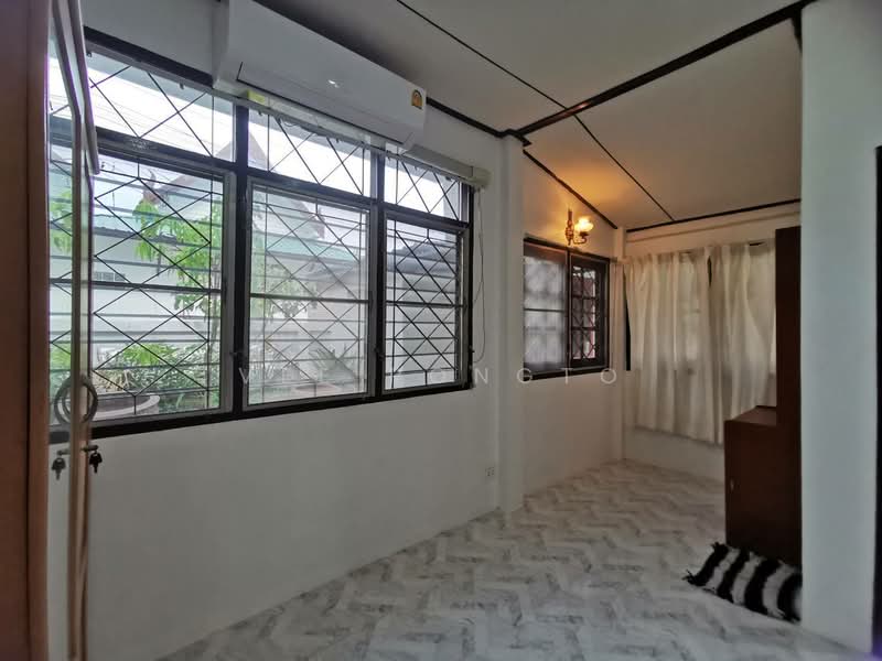 House for Sale and Rent Close to Klai Kangwon Palace, Prachuap Khiri Khan, Hua Hin, Hua Hin, Prachuap Khiri Khan, 5 Bedrooms, 200 sqm, Single Detached House For Rent, by Parkkapol (Smile) Luecha, 60254600 - DDproperty.com