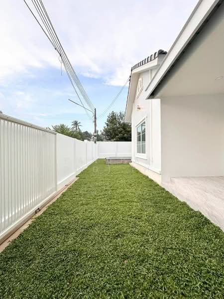 Single house for Sale in Mabprachan-Pong, Chon Buri (Pattaya), Poong, Bang Lamung (Pattaya), Chon Buri (Pattaya), 3 Bedrooms, 280 sqm, Single Detached House For Sale, by Panupan (Bond) Thongpan, 60254612 - DDproperty.com