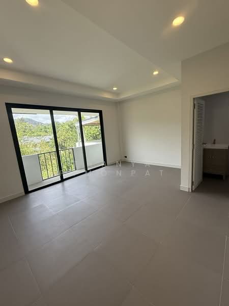 Modern 2 Bedrooms Townhouse in Prime Location Near Big C, Surat Thani, Bo Put, Ko Samui, Surat Thani, 2 Bedrooms, 150 sqm, Townhouse For Sale, by Thanya Pimonpat, 60254658 - DDproperty.com