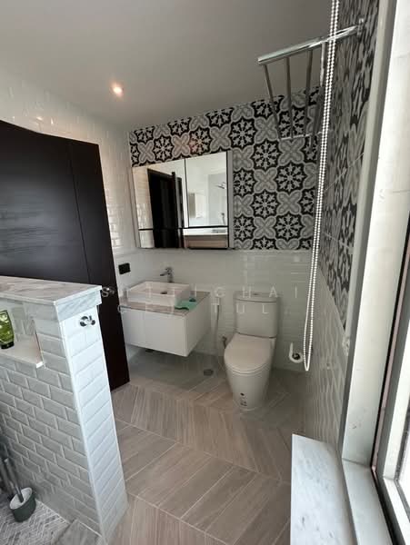 Villa Sathorn, Bangkok, 5 KrungThonBuri Road, Khlong Ton Sai, Khlong San, Bangkok, 2 Bedrooms, 95 sqm, Condo For Rent, by Sittichai (Ice) Tulyanon, 60254667 - DDproperty.com