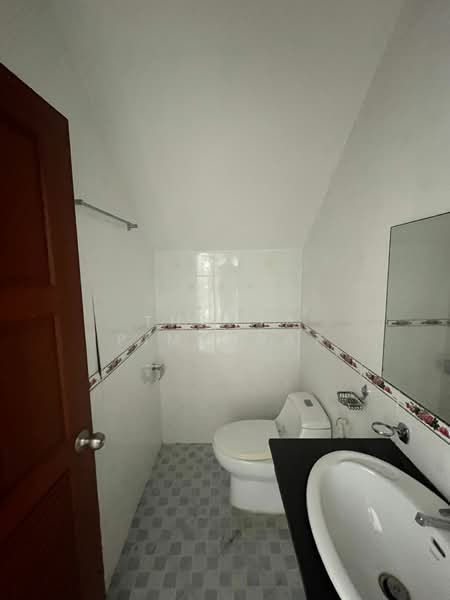 4 Bedrooms Townhouse for Sale Central Chaweng Koh Samui, Surat Thani, Bo Put, Ko Samui, Surat Thani, 4 Bedrooms, 230 sqm, Townhouse For Sale, by Thanya Pimonpat, 60254668 - DDproperty.com