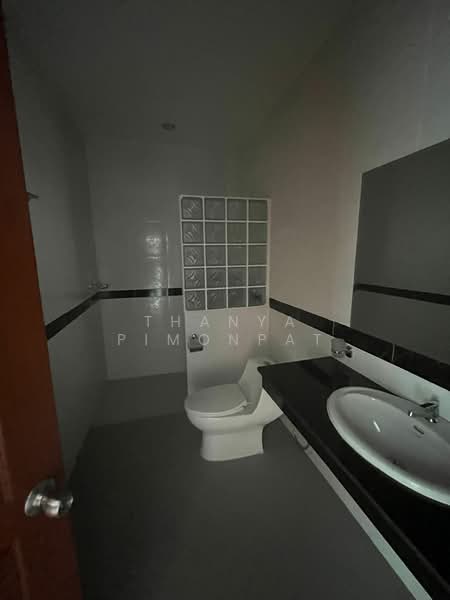 4 Bedrooms Townhouse for Sale Central Chaweng Koh Samui, Surat Thani, Bo Put, Ko Samui, Surat Thani, 4 Bedrooms, 230 sqm, Townhouse For Sale, by Thanya Pimonpat, 60254668 - DDproperty.com