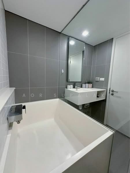 Ramada Plaza by Wyndham Bangkok Sukhumvit 48 : รามาดา พลาซ่า บาย วินด์แฮม แบงคอก สุขุมวิท 48, กรุงเทพ, 1448 359 ถ.สุขุมวิท, พระโขนง, คลองเตย, กรุงเทพ, 44 ตร.ม., คอนโด ให้เช่า, โดย Sittichai (Ice) Tulyanon, 60254678 - DDproperty.com