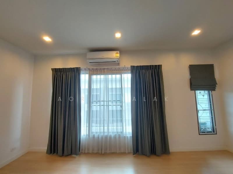 Plex Bangna, Samut Prakan, 90/239 Burapha Withi Expressway, Bang Kaeo, Bang Plee, Samut Prakan, 3 Bedrooms, 220 sqm, Townhouse For Rent, by Sittichai (Ice) Tulyanon, 60254684 - DDproperty.com