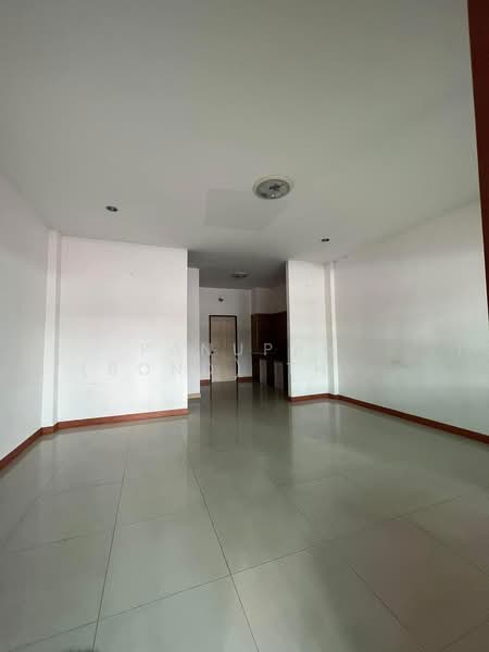 Townhouse for Sale in Pattaya Klang, Chon Buri (Pattaya), Nong Pru, Bang Lamung (Pattaya), Chon Buri (Pattaya), 3 Bedrooms, 289 sqm, Townhouse For Sale, by Panupan (Bond) Thongpan, 60254690 - DDproperty.com