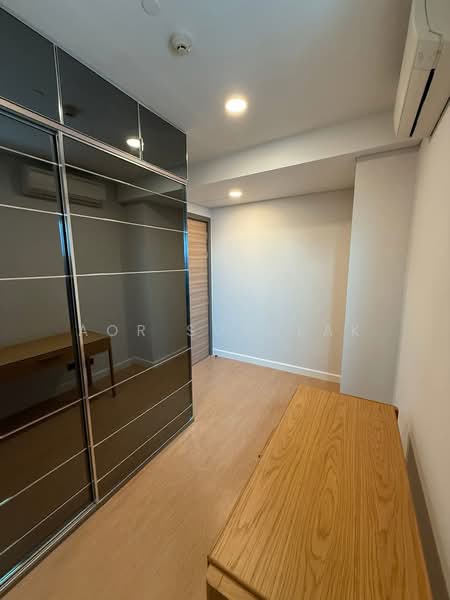 The Room Charoenkrung 30, Bangkok, 30 Charoenkrung Road, Si Phraya, Bang Rak, Bangkok, 2 Bedrooms, 59 sqm, Condo For Rent, by Sittichai (Ice) Tulyanon, 60254697 - DDproperty.com