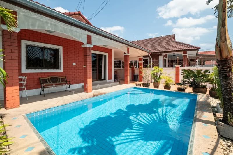 Rattanakorn Village 5, Chon Buri (Pattaya), Nong Pru, Bang Lamung (Pattaya), Chon Buri (Pattaya), 3 Bedrooms, 140 sqm, Villa For Sale, by Panupan (Bond) Thongpan, 60254830 - DDproperty.com