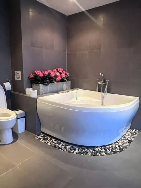 5 Bedrooms Luxury Western Sea View, Surat Thani, Bo Put, Ko Samui, Surat Thani, 5 Bedrooms, 320 sqm, Villa For Rent, by Thanya Pimonpat, 60254868 - DDproperty.com