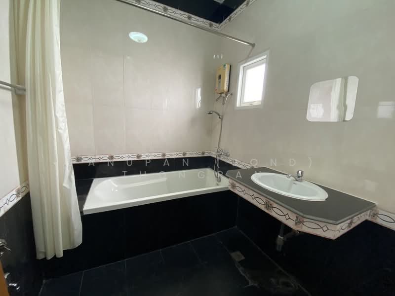 Mike Orchid Villas, Chon Buri (Pattaya), Nong Pru, Bang Lamung (Pattaya), Chon Buri (Pattaya), 2 Bedrooms, 200 sqm, Single Detached House For Sale, by Panupan (Bond) Thongpan, 60254869 - DDproperty.com