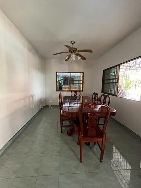 Park Rung Ruang, Chon Buri (Pattaya), Nong Pru, Bang Lamung (Pattaya), Chon Buri (Pattaya), 2 Bedrooms, 200 sqm, Single Detached House For Sale, by Panupan (Bond) Thongpan, 60254879 - DDproperty.com