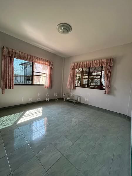 Park Rung Ruang, Chon Buri (Pattaya), Nong Pru, Bang Lamung (Pattaya), Chon Buri (Pattaya), 2 Bedrooms, 200 sqm, Single Detached House For Sale, by Panupan (Bond) Thongpan, 60254879 - DDproperty.com