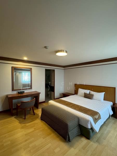 United Tower Thonglor : ยูไนเต็ด ทาวเวอร์ ทองหล่อ, กรุงเทพ, 333 ซอยทองหล่อ 17, คลองตันเหนือ, วัฒนา, กรุงเทพ, 108 ตร.ม., คอนโด ให้เช่า, โดย Sittichai (Ice) Tulyanon, 60254884 - DDproperty.com