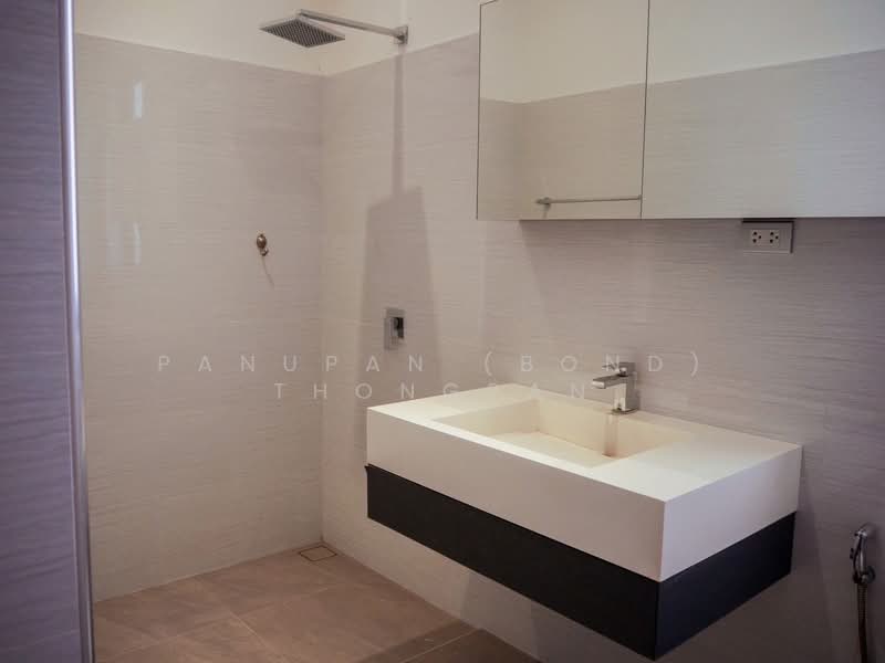 Palm Lakeside Villas, Chon Buri (Pattaya), Poong, Bang Lamung (Pattaya), Chon Buri (Pattaya), 2 Bedrooms, 220 sqm, Villa For Sale, by Panupan (Bond) Thongpan, 60255010 - DDproperty.com
