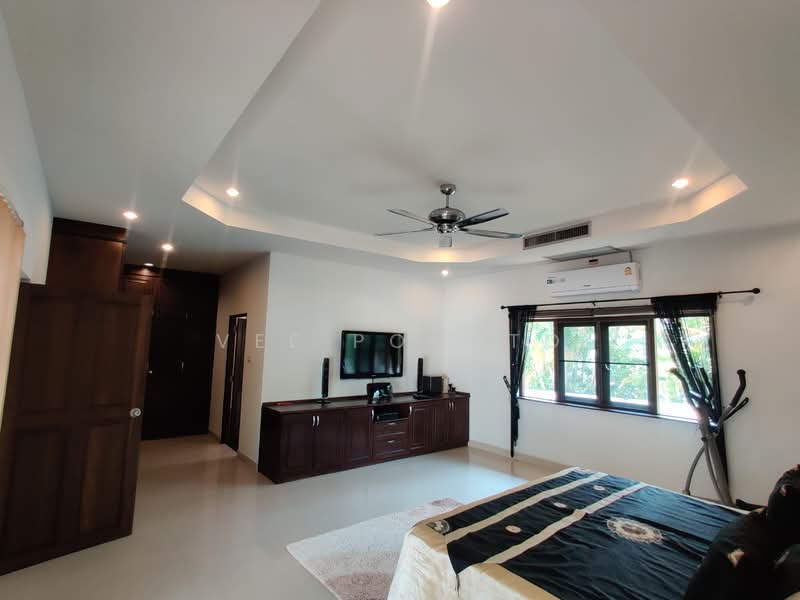 Stuart Park Villas, Prachuap Khiri Khan, Nong Kae, Hua Hin, Prachuap Khiri Khan, 3 Bedrooms, 300 sqm, Villa For Rent, by Parkkapol (Smile) Luecha, 60255017 - DDproperty.com