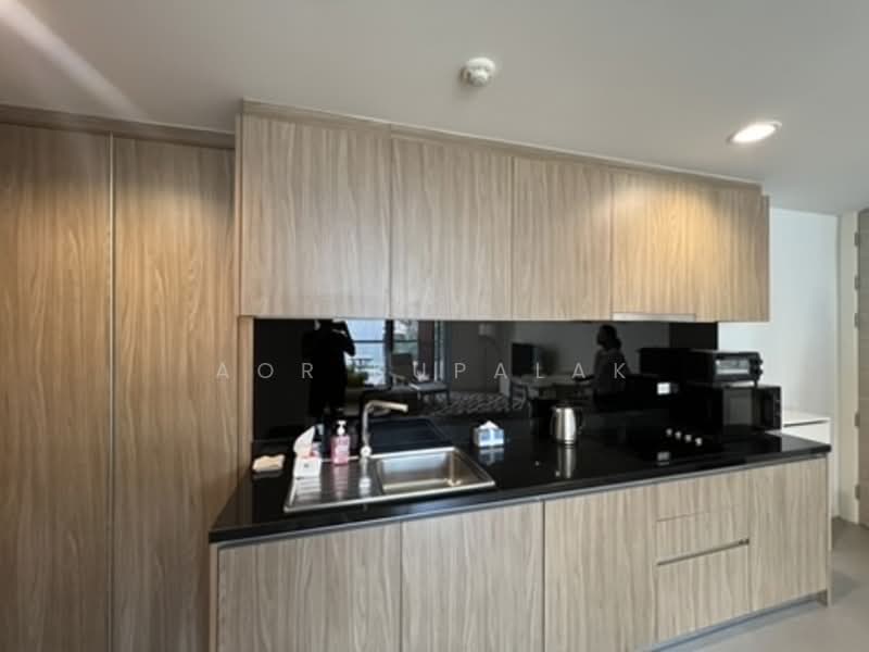 Living @ 24, Bangkok, 33/1 Soi Methi Niwet, Khong Tan, Khlong Toei, Bangkok, 2 Bedrooms, 106 sqm, Condo For Rent, by Sittichai (Ice) Tulyanon, 60255031 - DDproperty.com