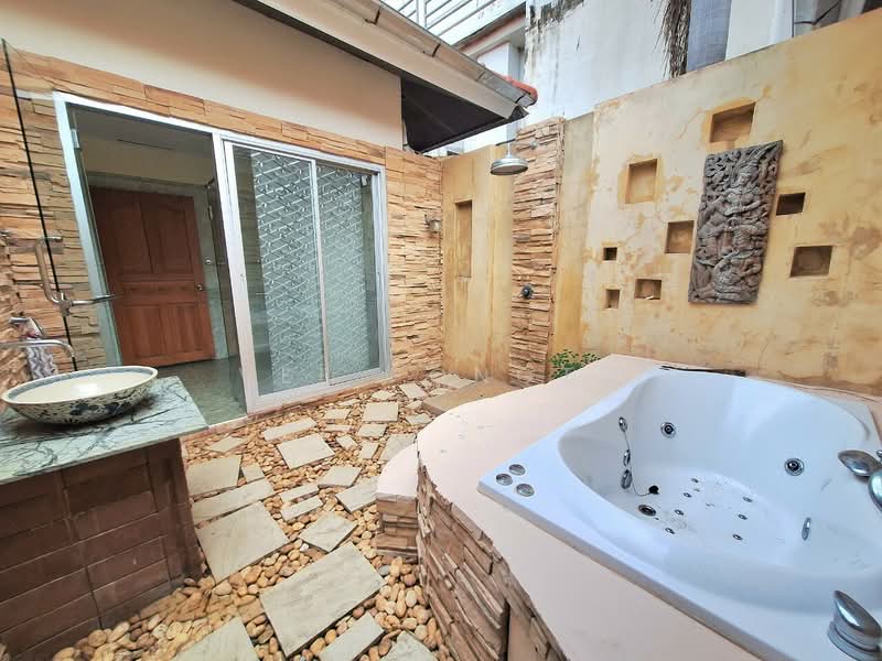 Pool Villa 4 Bedrooms and 4 Bathrooms for Rent in Hua Hin, ประจวบคีรีขันธ์, หนองแก, หัวหิน, ประจวบคีรีขันธ์, 350 ตร.ม., วิลล่า ให้เช่า, โดย Parkkapol (Smile) Luecha, 60255043 - DDproperty.com