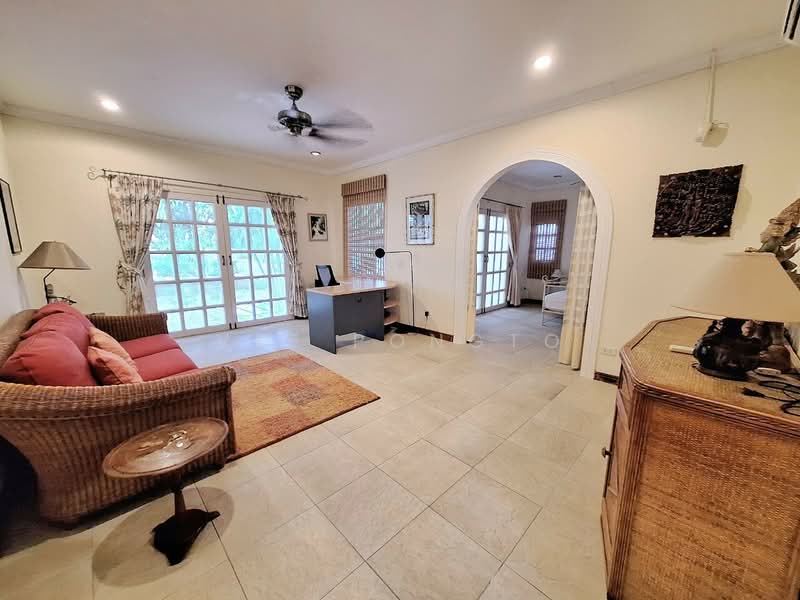 Pool Villa 4 Bedrooms and 4 Bathrooms for Rent in Hua Hin, ประจวบคีรีขันธ์, หนองแก, หัวหิน, ประจวบคีรีขันธ์, 350 ตร.ม., วิลล่า ให้เช่า, โดย Parkkapol (Smile) Luecha, 60255043 - DDproperty.com