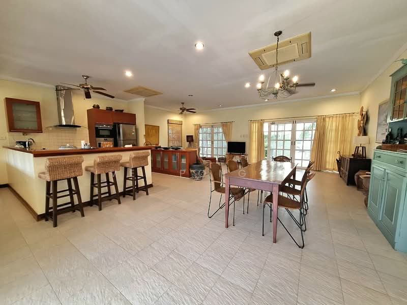 Pool Villa 4 Bedrooms and 4 Bathrooms for Rent in Hua Hin, Prachuap Khiri Khan, Nong Kae, Hua Hin, Prachuap Khiri Khan, 4 Bedrooms, 350 sqm, Villa For Rent, by Parkkapol (Smile) Luecha, 60255043 - DDproperty.com