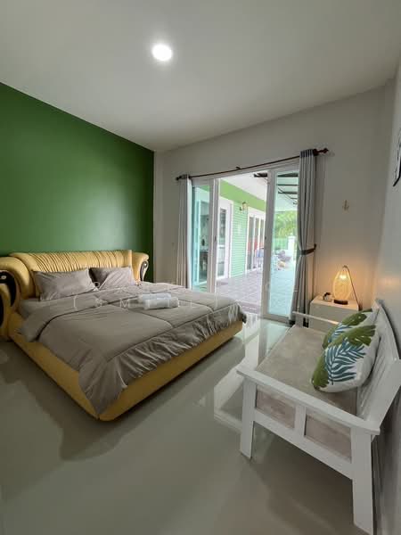 Spacious 5 Bedrooms 5 Bathrooms Villa at Hin Lek Fai for Rent, Prachuap Khiri Khan, Hin Lek Fai, Hua Hin, Prachuap Khiri Khan, 5 Bedrooms, 250 sqm, Villa For Rent, by Parkkapol (Smile) Luecha, 60255129 - DDproperty.com