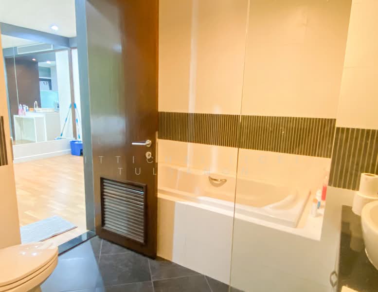 Urbana Sathorn, Bangkok, 55 South Sathorn Road, Thung Maha Mek, Sathon, Bangkok, 1 Bedroom, 70 sqm, Condo For Rent, by Sittichai (Ice) Tulyanon, 60255204 - DDproperty.com