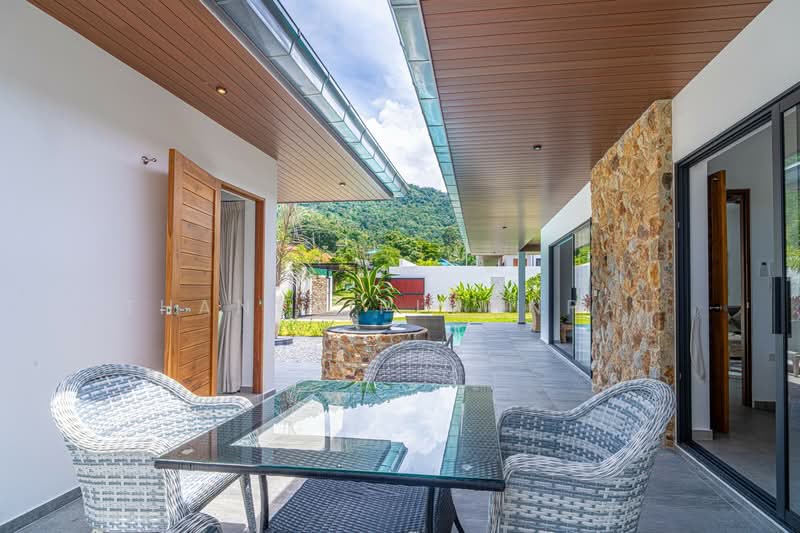Luxury 4-Bedroom Modern Pool Villa for Sale in Lamai, Surat Thani, Maret, Ko Samui, Surat Thani, 4 Bedrooms, 220 sqm, Villa For Sale, by Thanya Pimonpat, 60255342 - DDproperty.com