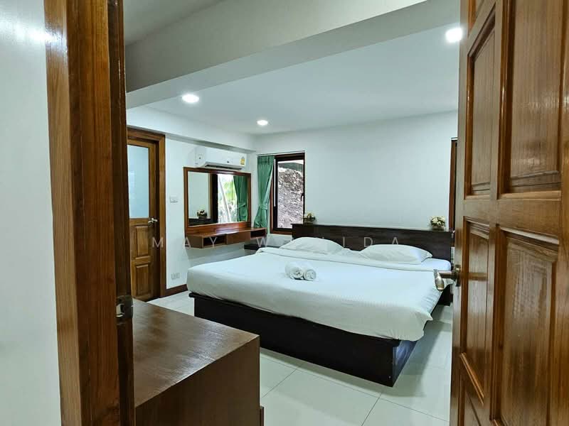 4 Bedroom Thai-Style Villa with Private Pool in Kamala Mount, Phuket, Kammala, Kathu, Phuket, 4 Bedrooms, 310 sqm, Villa For Rent, by Wanida (May) Mahawong, 60255348 - DDproperty.com