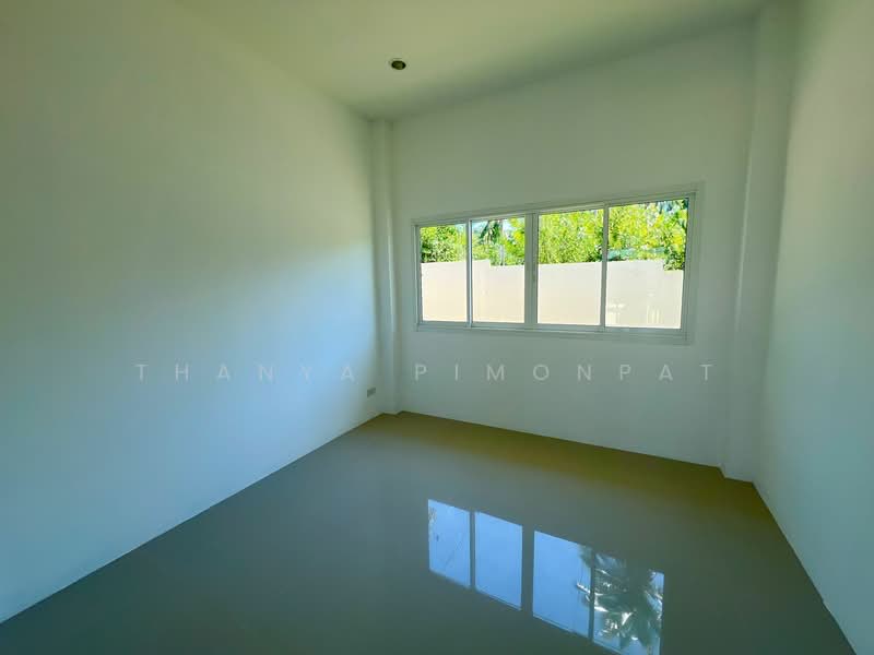 Charming 3-Bedroom Home for Sale in Maenam, Koh Samui, Surat Thani, Mae Nam, Ko Samui, Surat Thani, 3 Bedrooms, 180 sqm, Single Detached House For Sale, by Thanya Pimonpat, 60255371 - DDproperty.com