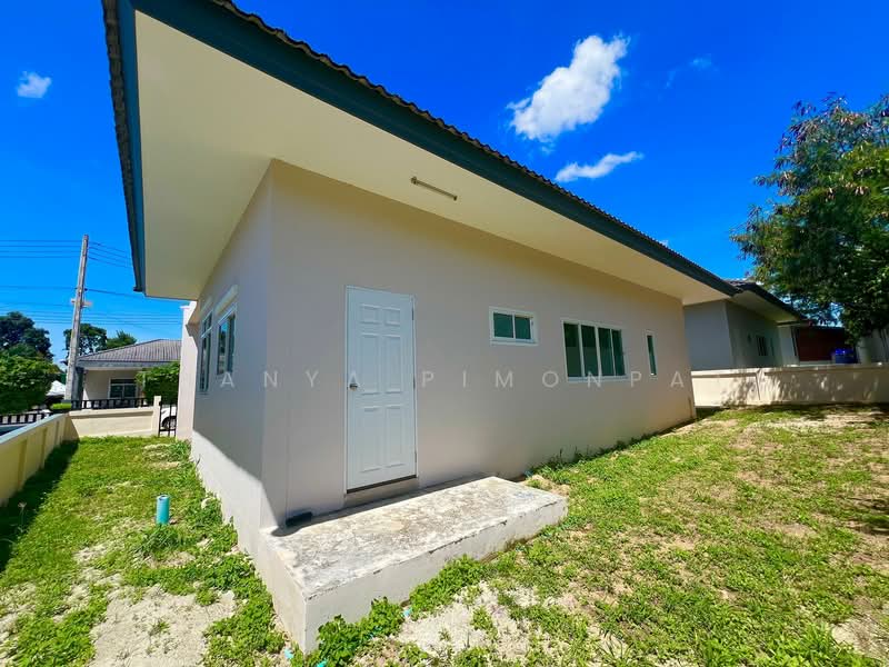 Charming 3-Bedroom Home for Sale in Maenam, Koh Samui, Surat Thani, Mae Nam, Ko Samui, Surat Thani, 3 Bedrooms, 180 sqm, Single Detached House For Sale, by Thanya Pimonpat, 60255371 - DDproperty.com